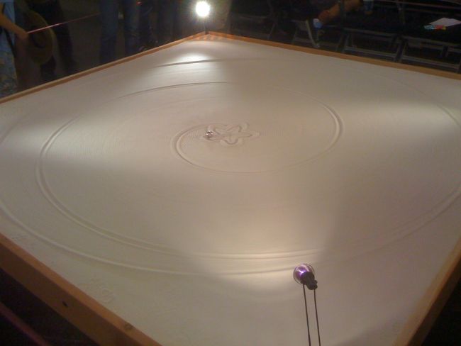 Magnetic sand table at 2008 Maker Faire